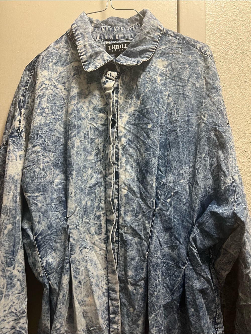 Thrill Acid-Wash Blue Button-Front Shirt